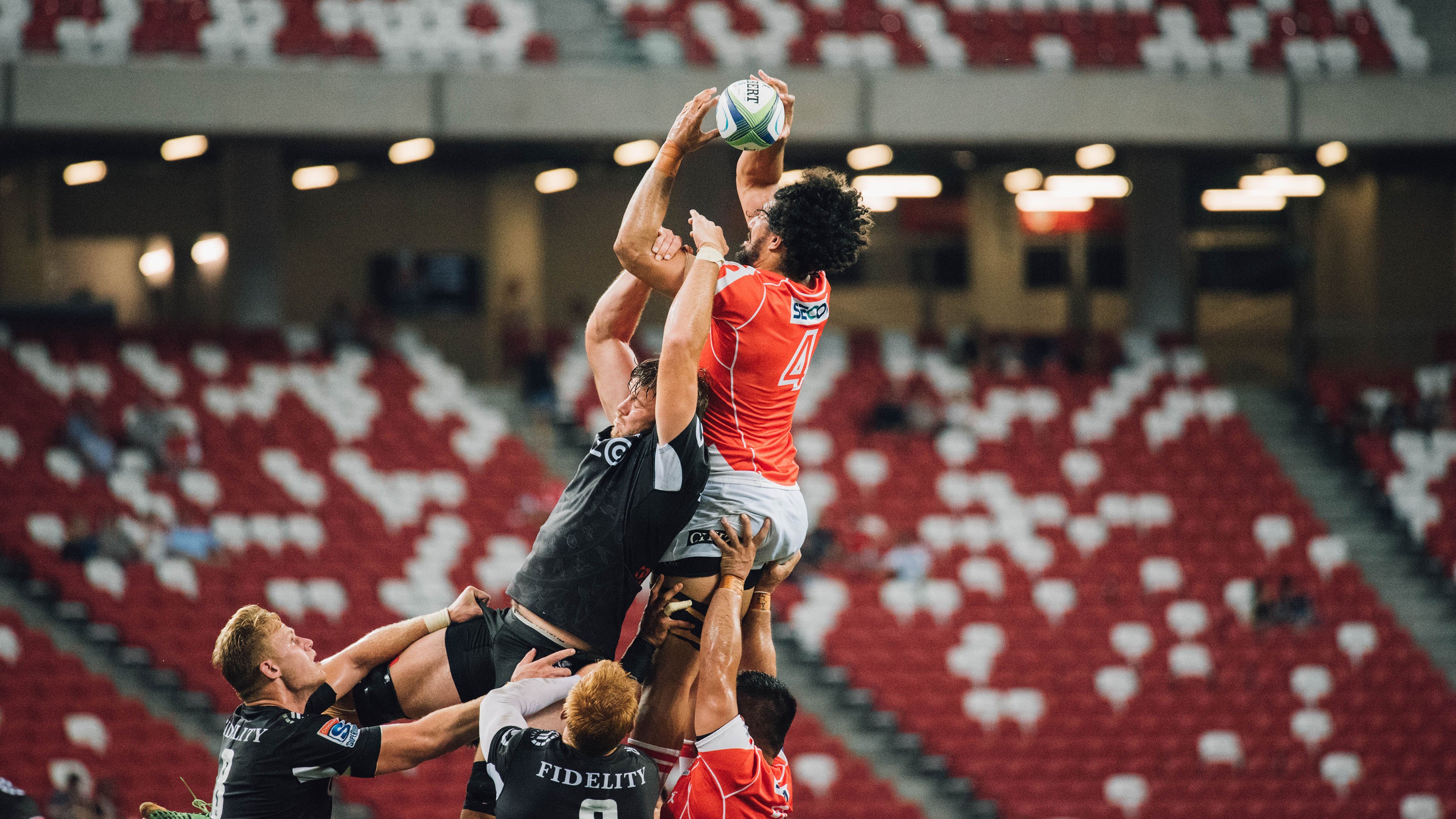 “英超迎来收官大戏，争冠局势备受关注”，英超总结